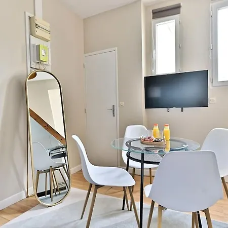 Avec Mezzanine Au Centre De Apartman *
